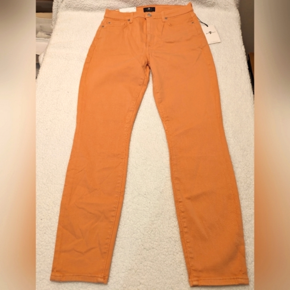 7 For All Mankind stretchy jeans NWT size 29